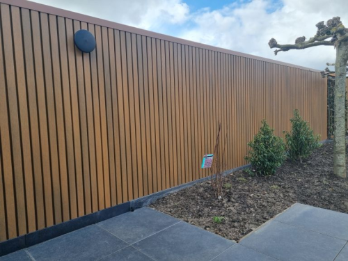 Composiet gevelbekleding WEO60 Gardenwall 33x170x2900 mm Teak